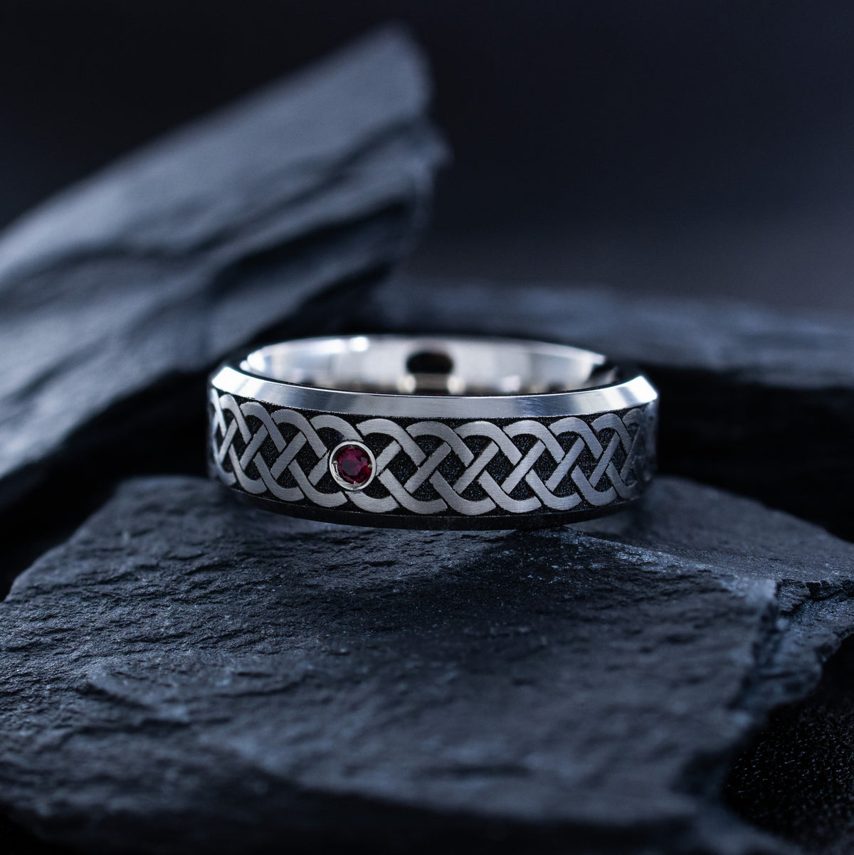 7mm Titanium Ring with Celtic Knot and Gemstone