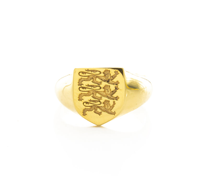 English Coat of Arms Wax Seal Signet Ring, 14k Solid Yellow Gold Ring with Three Heraldic Lions