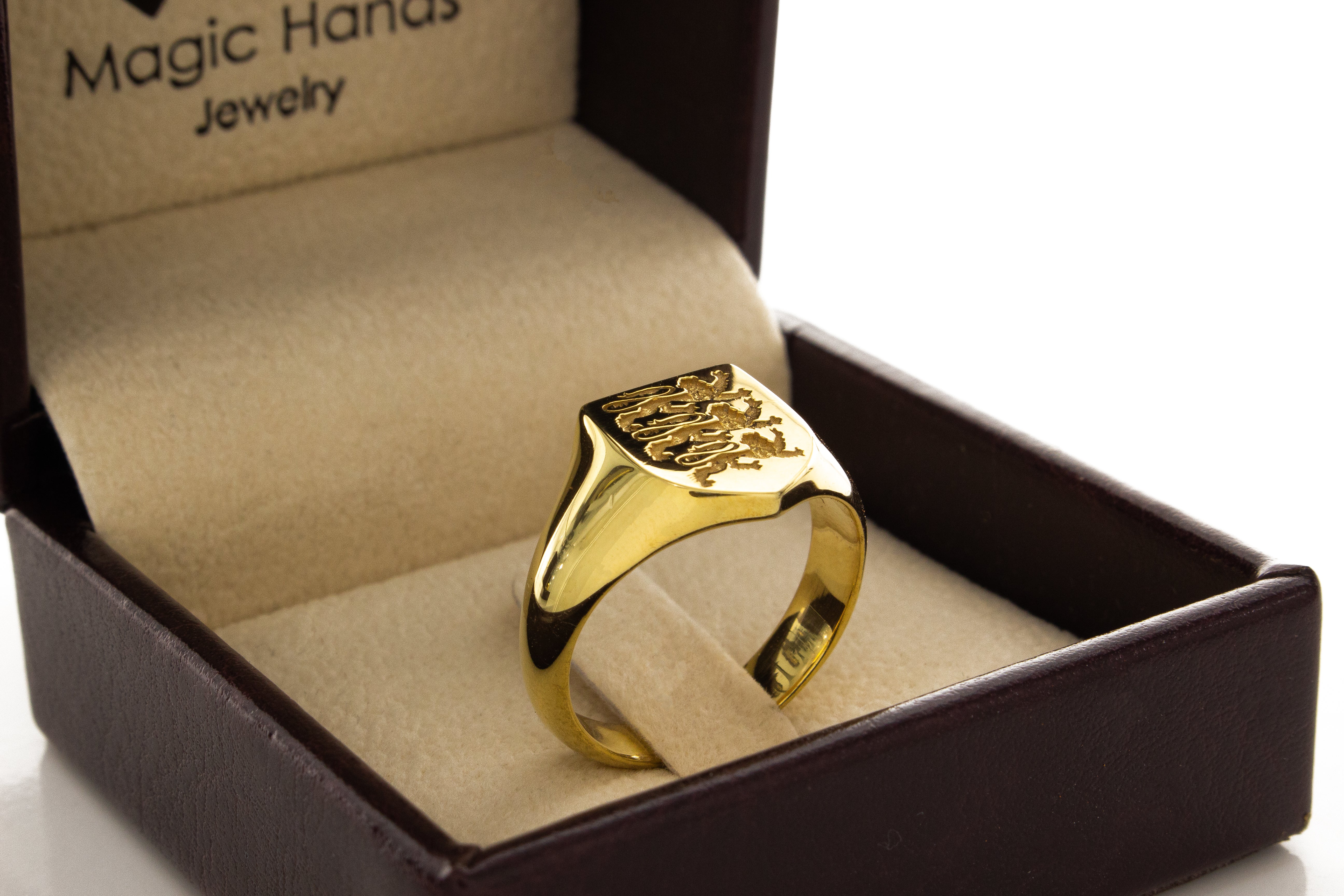 English Coat of Arms Wax Seal Signet Ring, 14k Solid Yellow Gold Ring with Three Heraldic Lions