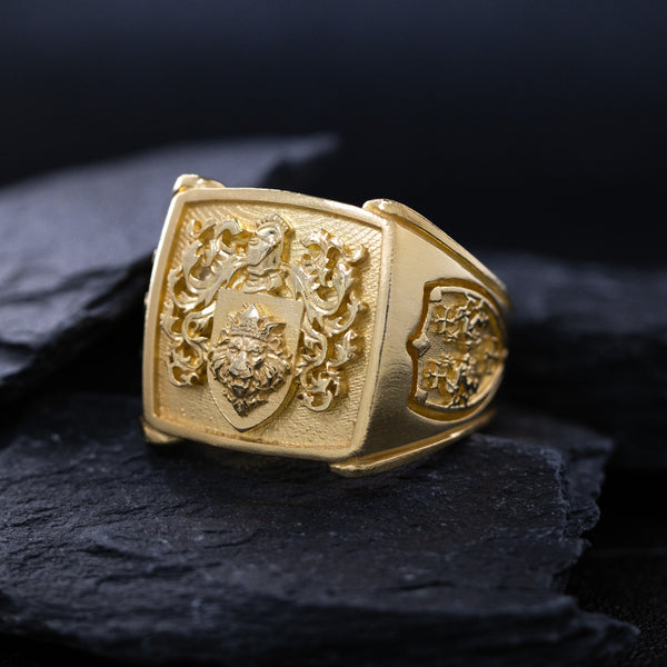 Family Crest Solid Gold Signet Ring