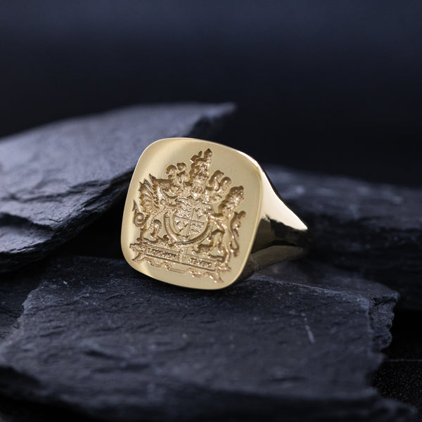 English House of Tudor Wax Seal Signet Ring, 14k Solid Yellow Gold Ring