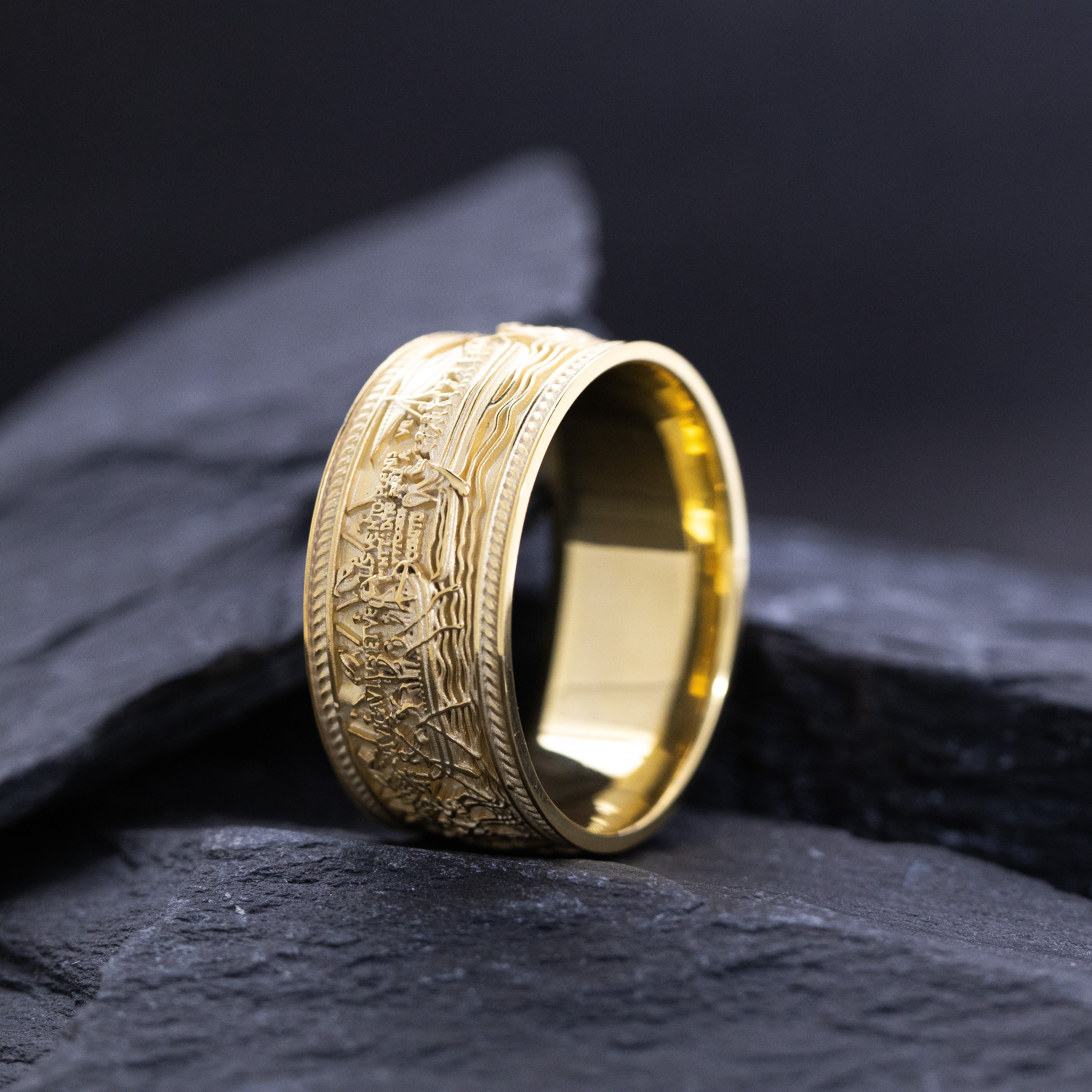 10mm Solid Yellow Gold Band with Bayeux Tapestry Relief