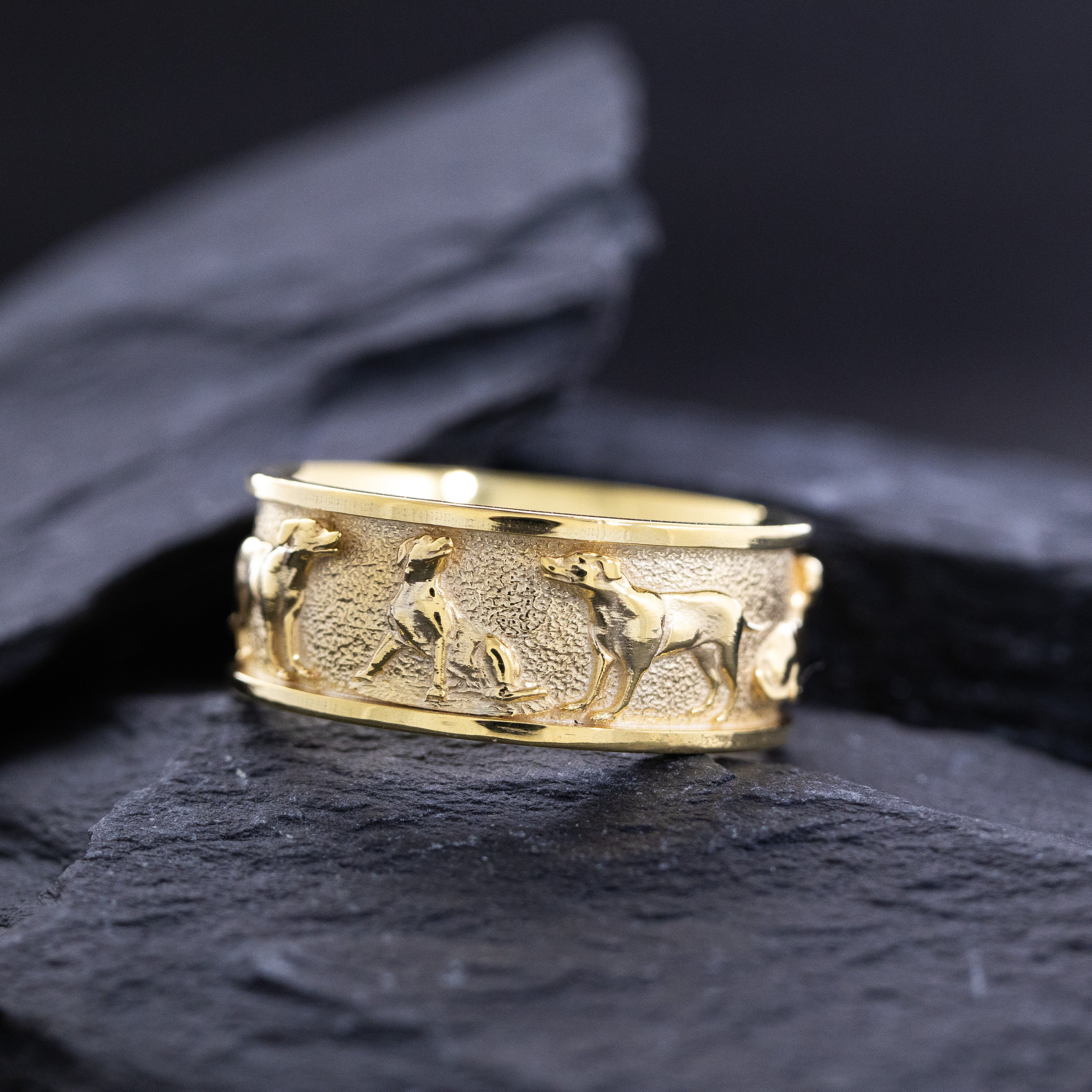 10mm Solid Yellow Gold Band with Labrador Retriever Reliefs
