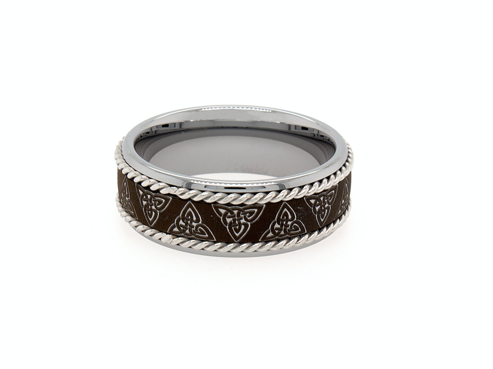 ring, ring on white background, tungsten ring, engraved ring, twisted rope inlay, celtic wedding band, celtic knot, celtic knot engraving, matte ring, polished ring, wedding band, irish ring, wedding band for men, wedding band for women
