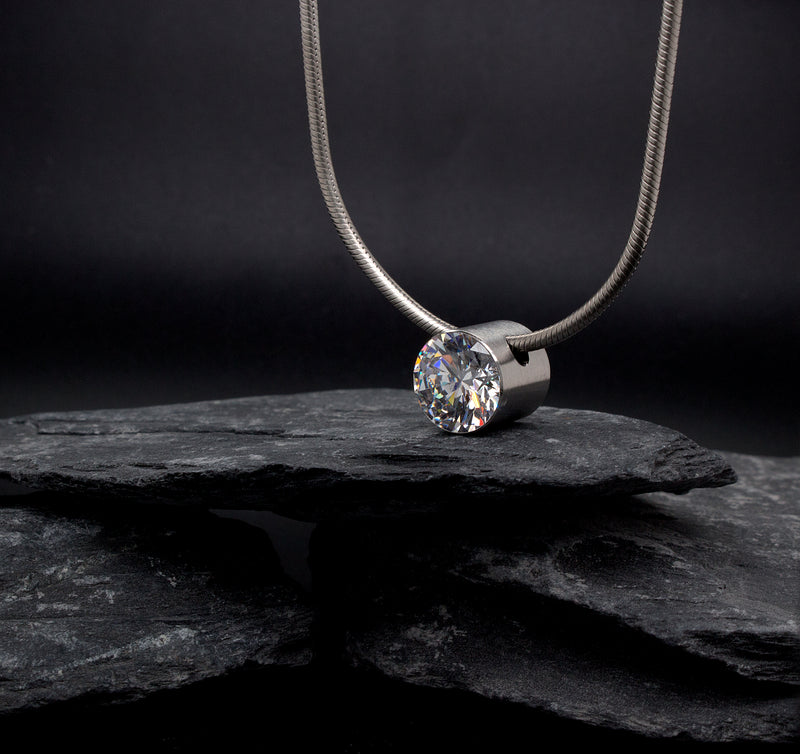 necklace, pendant, stainless steel, stainless steel necklace, diamond necklace, diamond pendant, alternative diamond stone, elegant necklace, classy diamond necklace