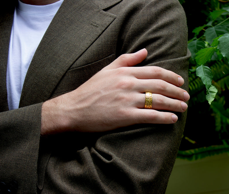 6-Stone Diamond Men's Wedding Ring in Solid Gold | Takar Jewelry