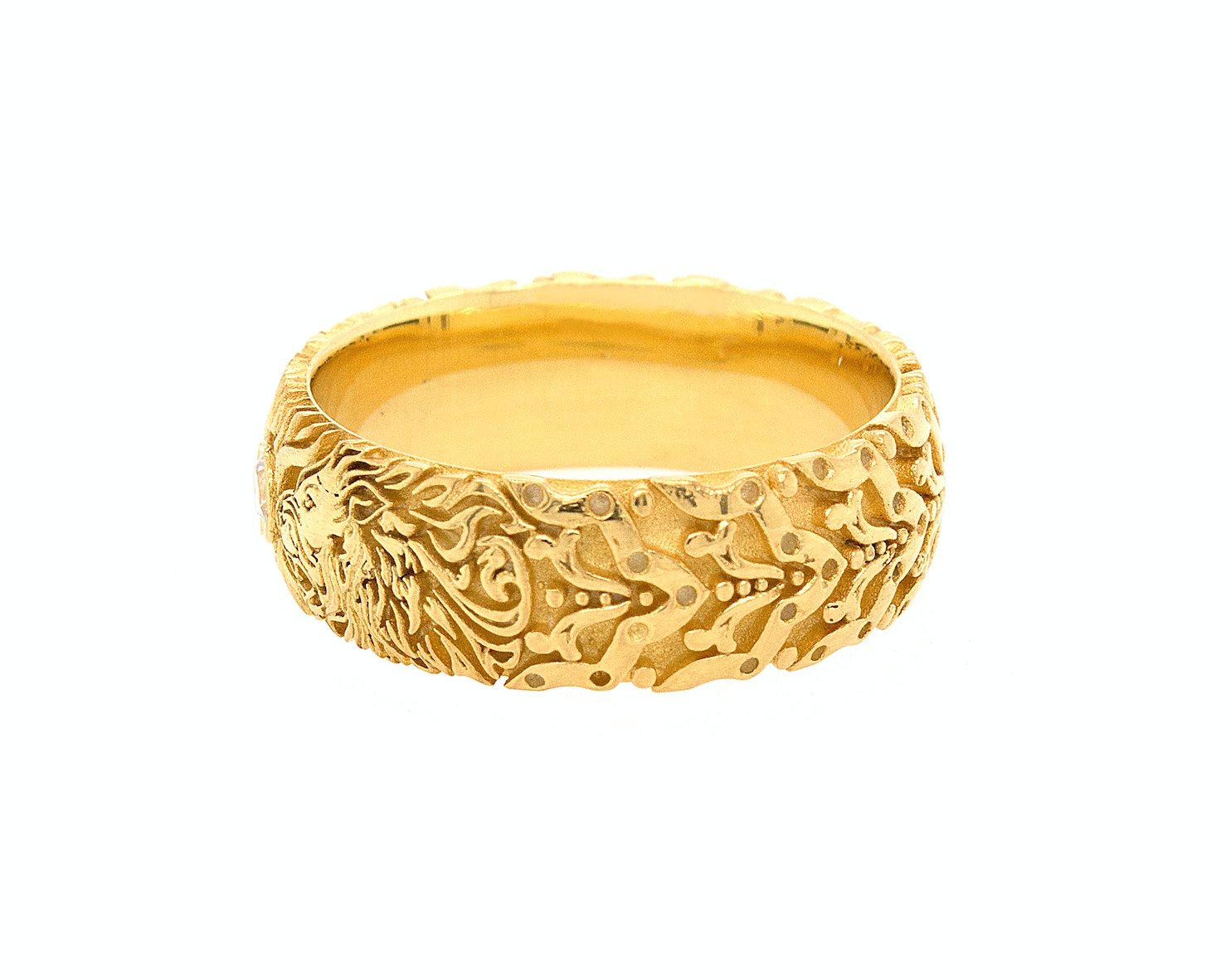 ring, ring on white background, mens ring, womens ring, solid gold ring, solid yellow gold ring, solid gold ring with diamond, diamond ring, medieval ring, lion ring, custom ring, engraved ring