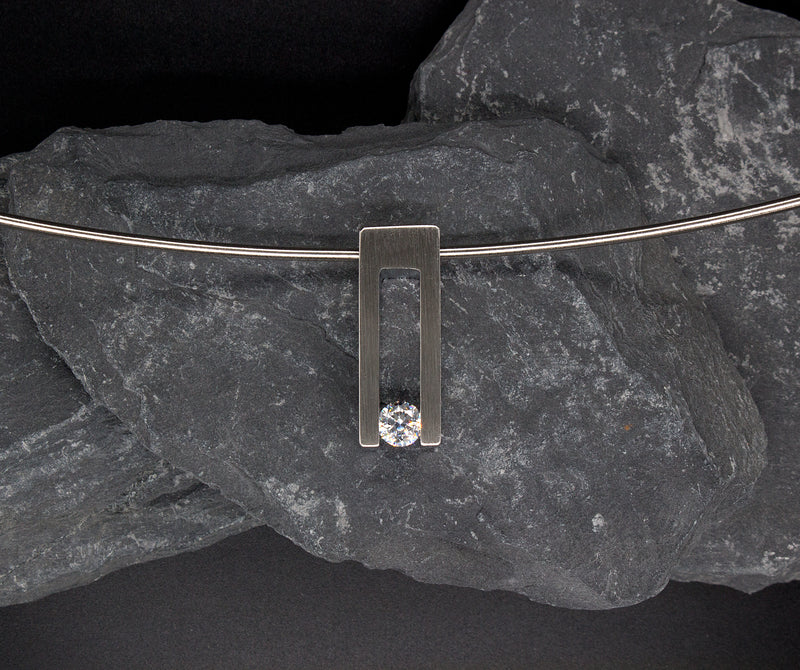 necklace, pendant, rectangle pendant, alternative diamond, diamond necklace, hollow rectangle, modern jewelry, modern pendant, stainless steel necklace